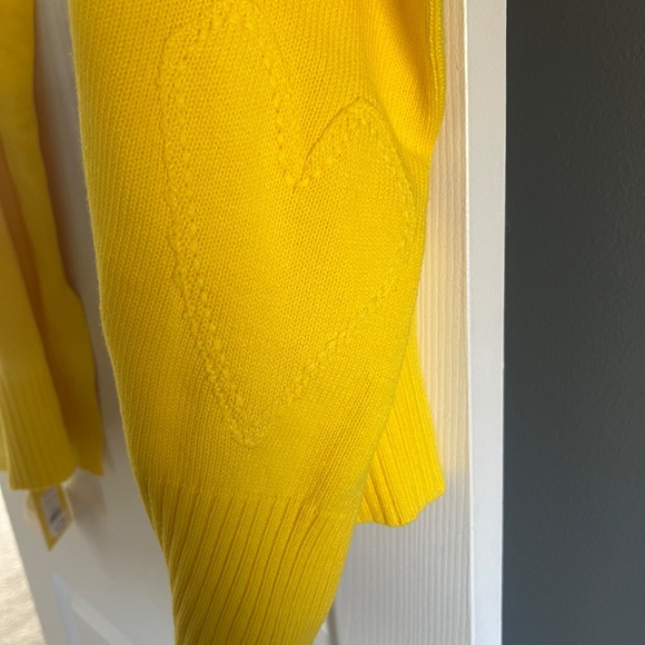 Kerri Rosenthal yellow scarf - Picture 7 of 7
